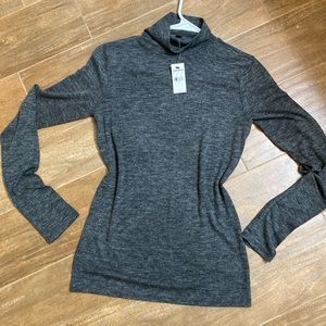EXPRESS Gray turtleneck blouse